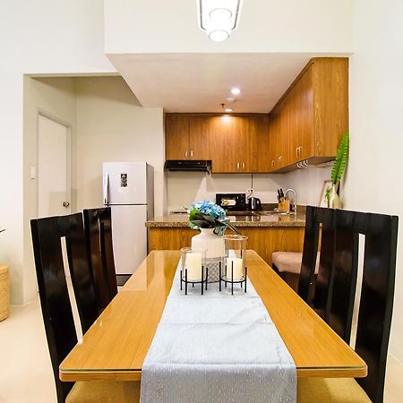 Forbestown Place At The Fort Bgc Taguig Bagian luar foto