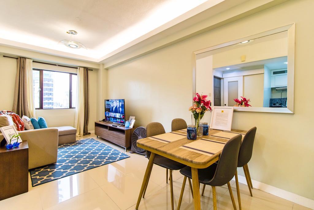 Forbestown Place At The Fort Bgc Taguig Bagian luar foto