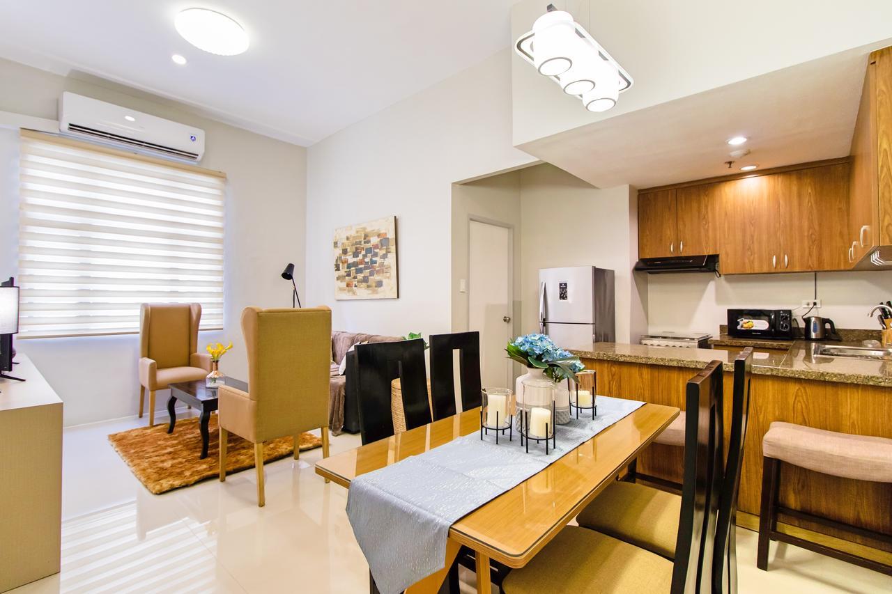 Forbestown Place At The Fort Bgc Taguig Bagian luar foto