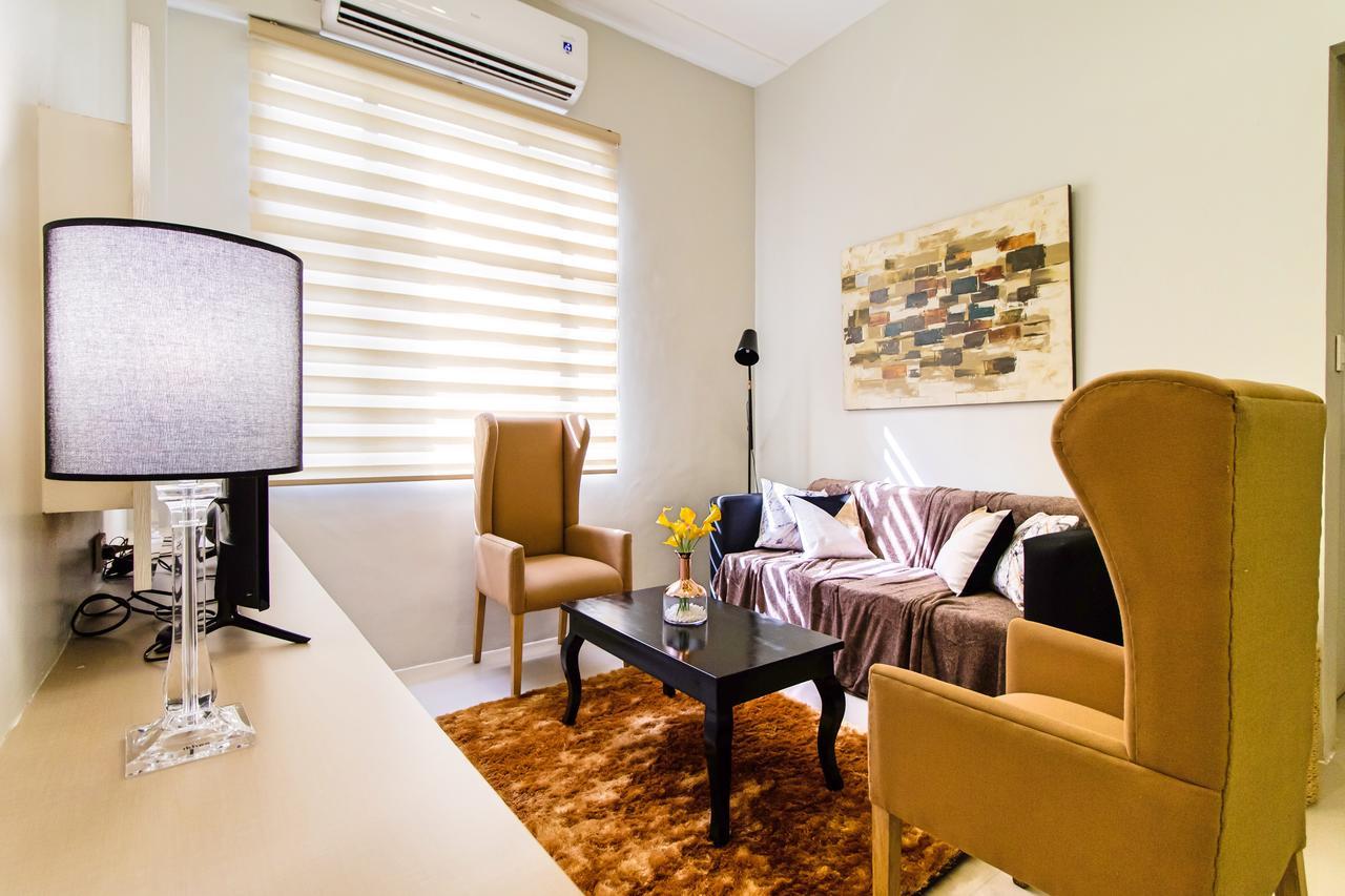 Forbestown Place At The Fort Bgc Taguig Bagian luar foto