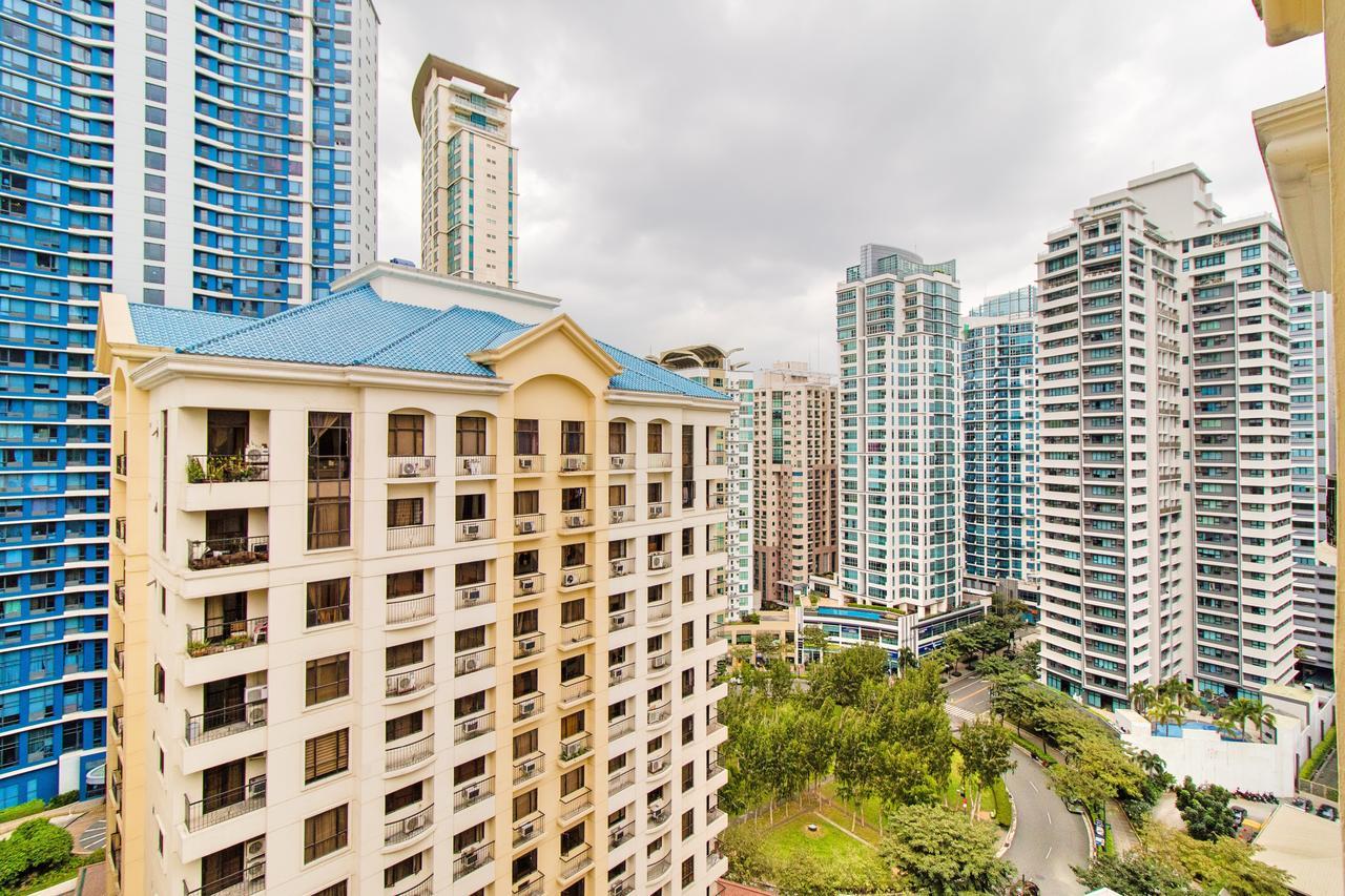 Forbestown Place At The Fort Bgc Taguig Bagian luar foto